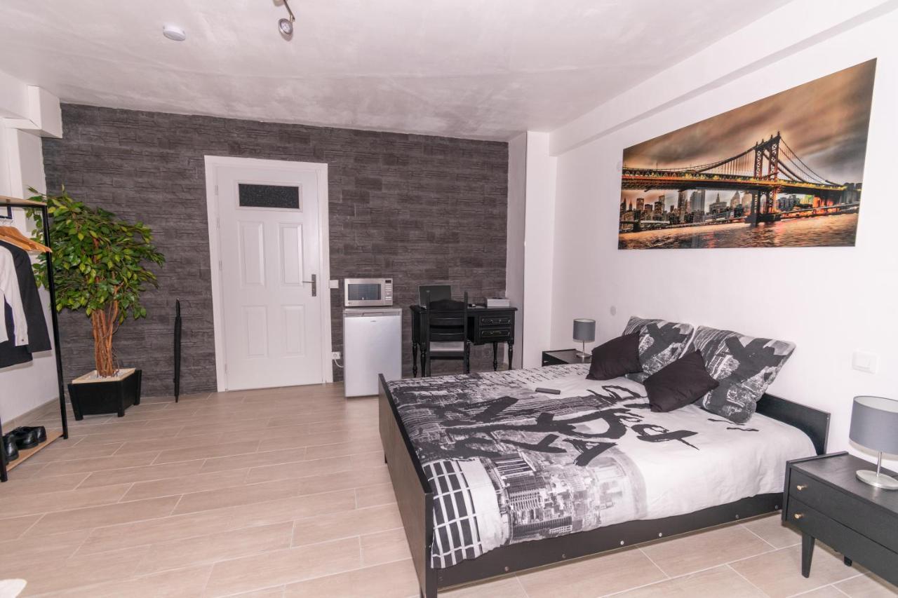 Private & Comfortable Apartments Puttelange-aux-Lacs Esterno foto