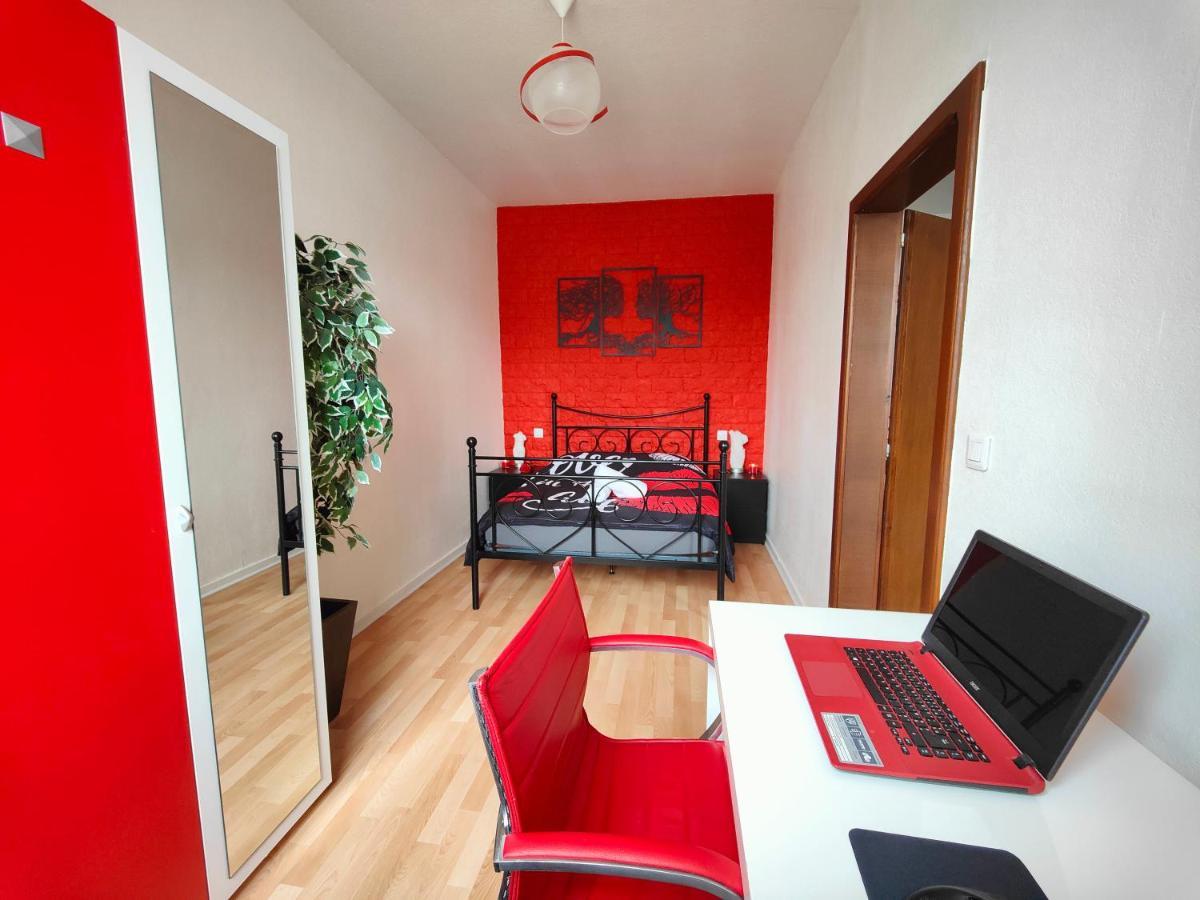 Private & Comfortable Apartments Puttelange-aux-Lacs Esterno foto