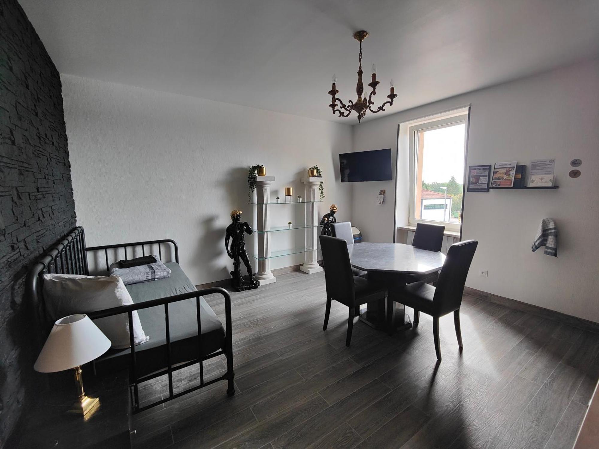 Private & Comfortable Apartments Puttelange-aux-Lacs Esterno foto