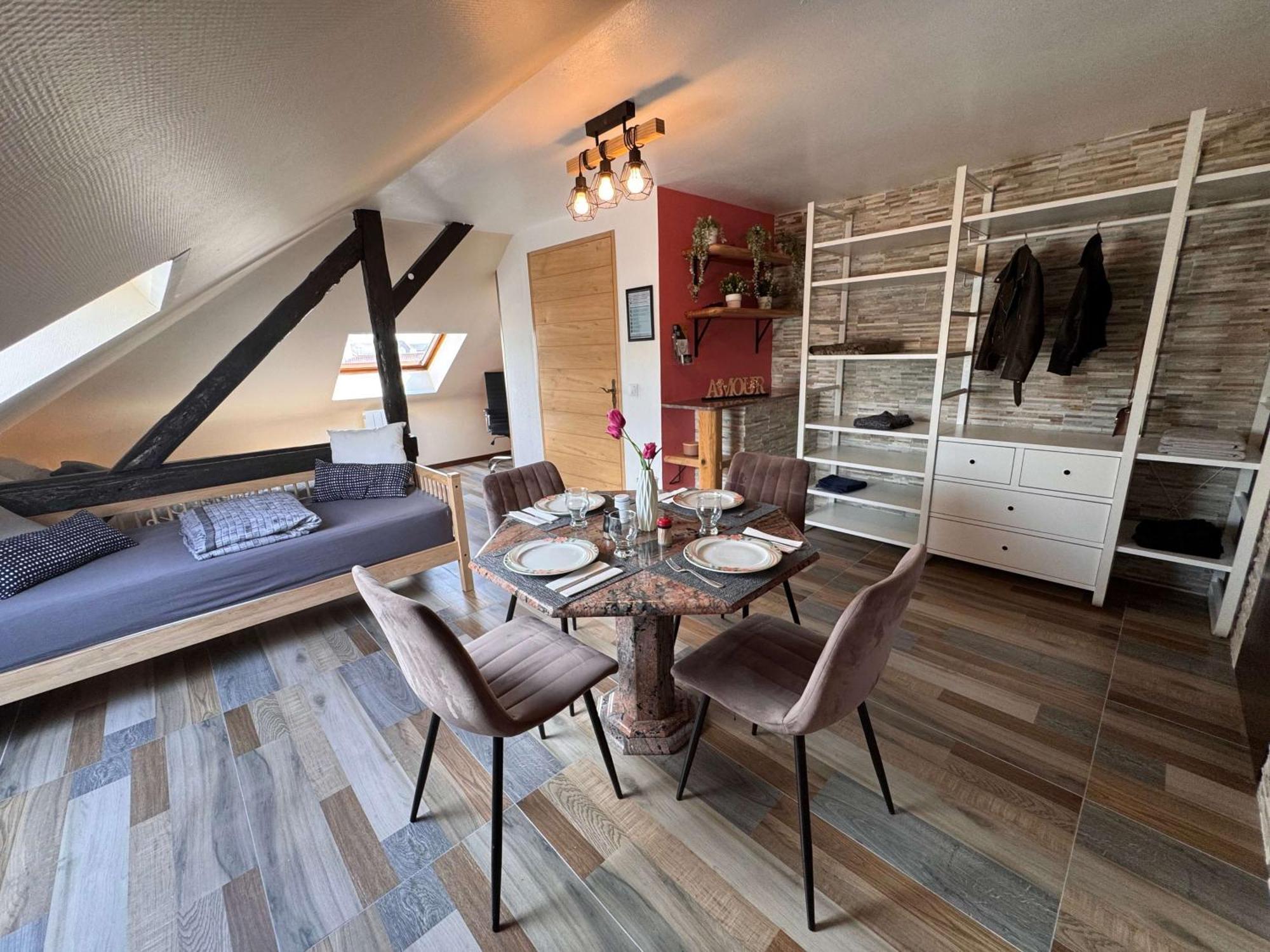 Private & Comfortable Apartments Puttelange-aux-Lacs Esterno foto