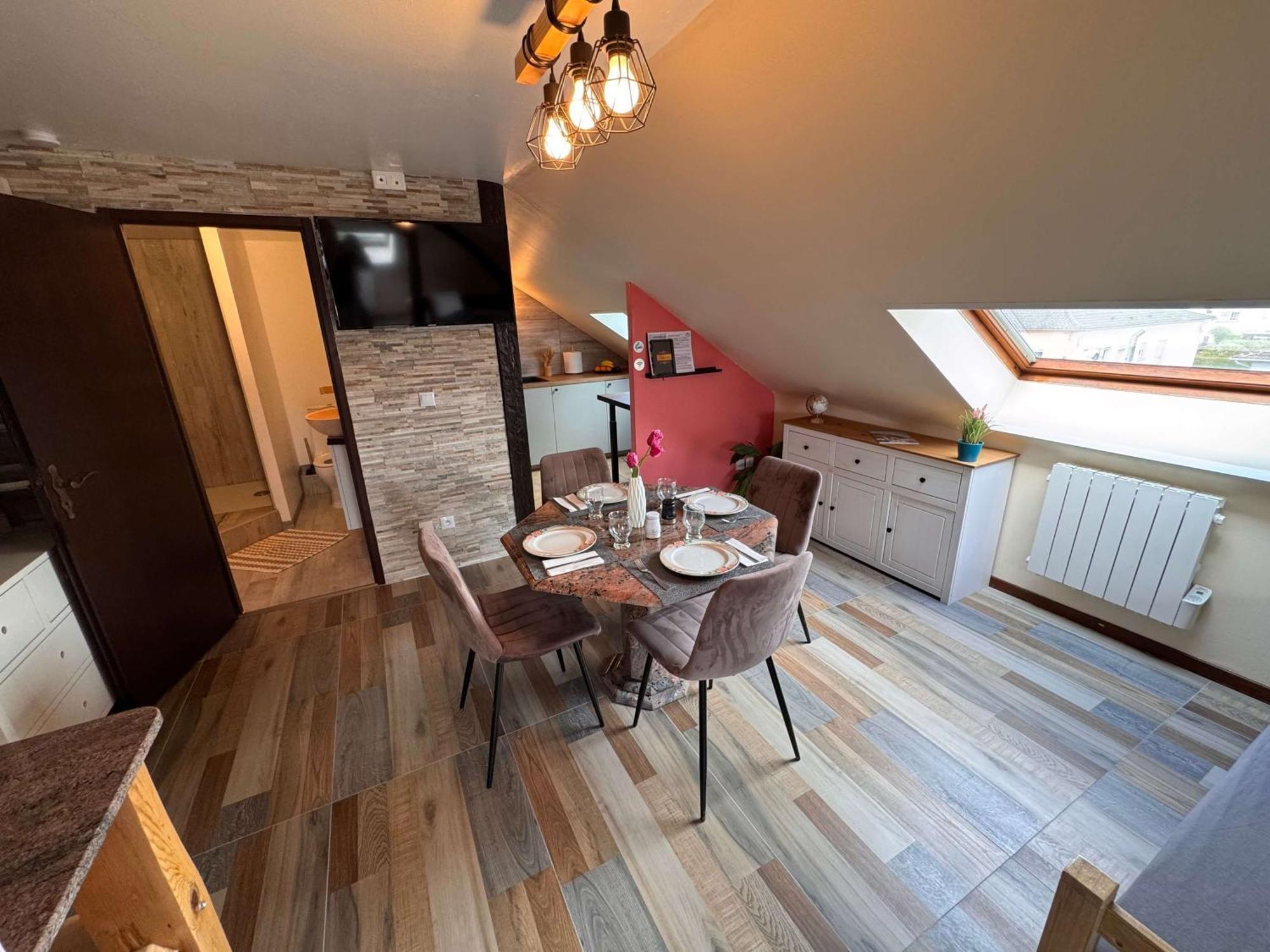 Private & Comfortable Apartments Puttelange-aux-Lacs Esterno foto